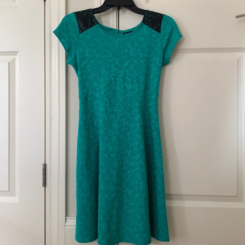 New W/O Tags Green Lace Dress